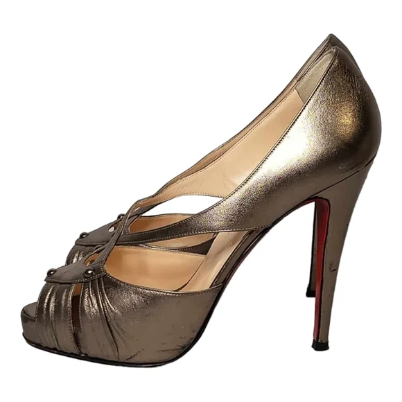 CHRISTIAN LOUBOUTIN Leather Sandals SZ 39